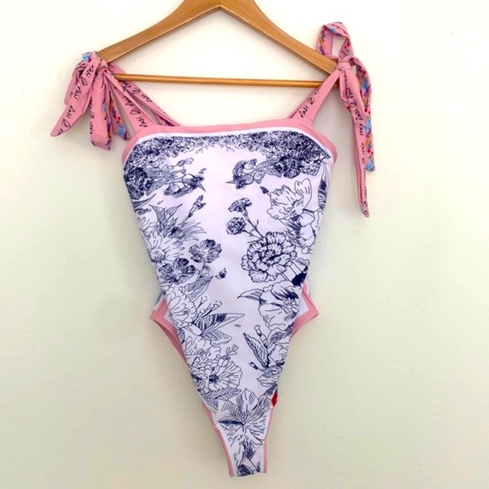 BNWT ~ REVERSIBLE ~ top quality ~ 2-in-1